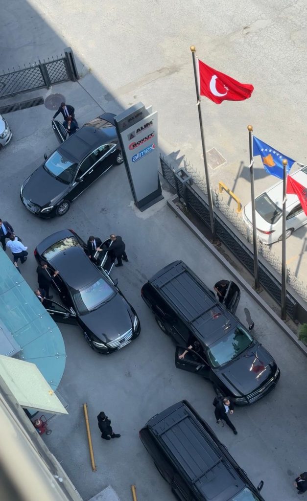 Kosova Başbakanı Albin Kurti’den Hadımköy’deki Fabrikamıza Ziyaret Galeri