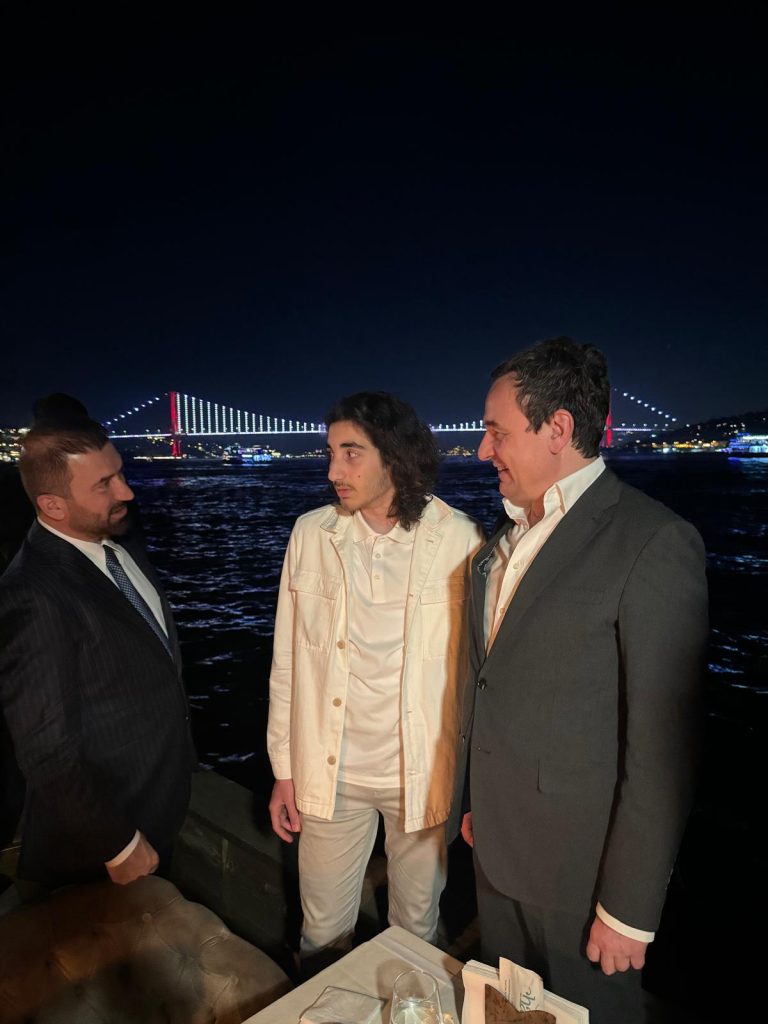 Kosova Başbakanı Albin Kurti’den Hadımköy’deki Fabrikamıza Ziyaret Galeri