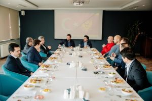 Karadağ Başbakanı Sn.Dritan Abazoviç ve Başbakan yardımcısı Sn. Vladimir Jokoviç beyi Akşam yemeğinde misafir ettik Galeri